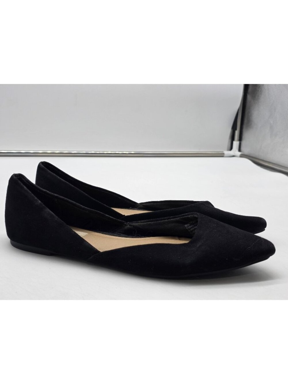 Time And Tru Shoes Womens Size 7W Black Flats Slip On Pointed Toe Memory Foam